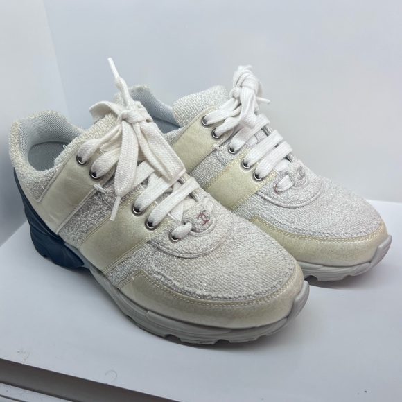 CHANEL TRAINERS - Picture 1 of 8